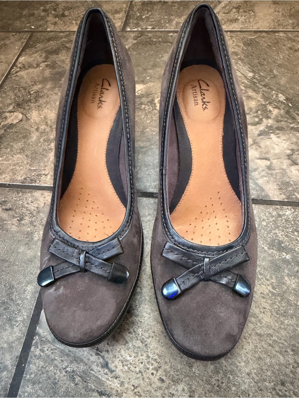 Artisan Brown Suede Ballet Flats with Bow Accent